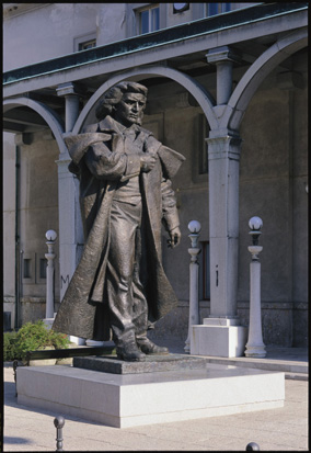 Kranj - Spomenik Francetu Prešernu, fotografija