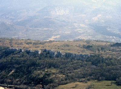 Ajdovščina - Gradišče Školj, pogled na arheološko območje